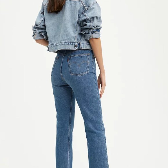 Levis 501 Original Fit Jeans with button fly - Picture 2 of 10